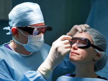 chirurgie laser pour la presbytie : ce qu’il faut savoir avant de se lancer