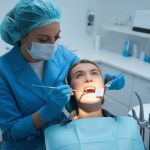 comment traiter une récession gingivale : options de soins et prévention